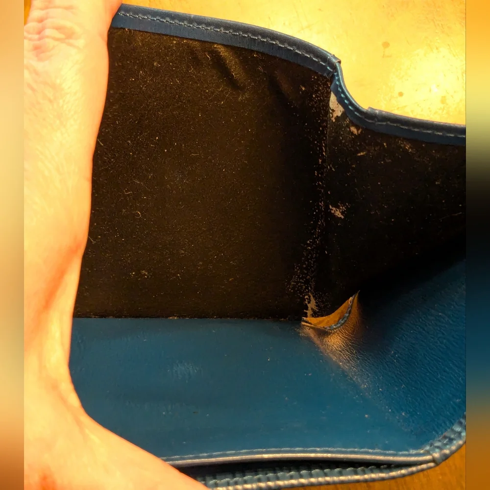 Louis Vuitton Blue Epi Leather Trifold Wallet(Price Is Firm)